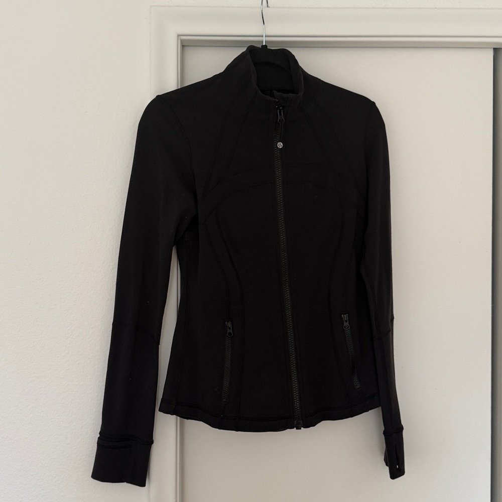 lululemon athletica Black Full-Zip Jacket